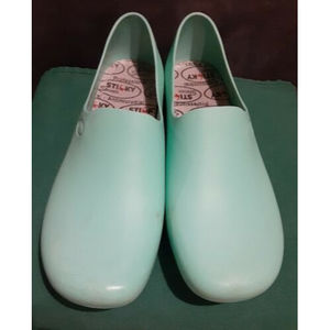 Womens Nursing Sticky Work Shoes Size 39 (9.5 US) Mint Green